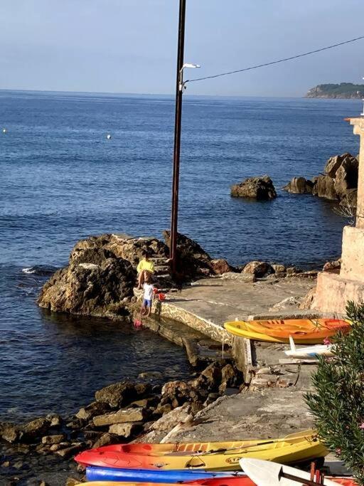 Holiday home Cabanon Moderne, Les Pieds Dans L'eau, 2 Le Pradet