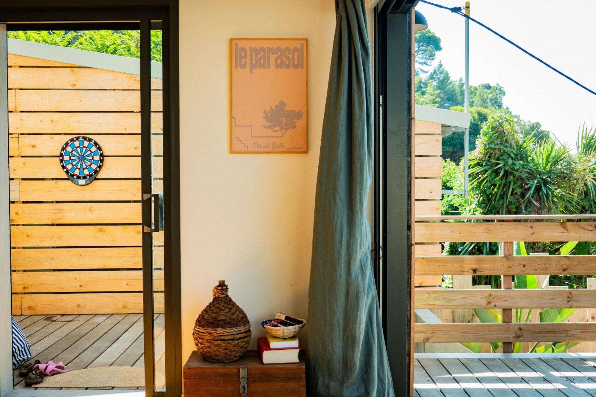 Holiday home Cabanon Moderne, Les Pieds Dans L'eau, 2