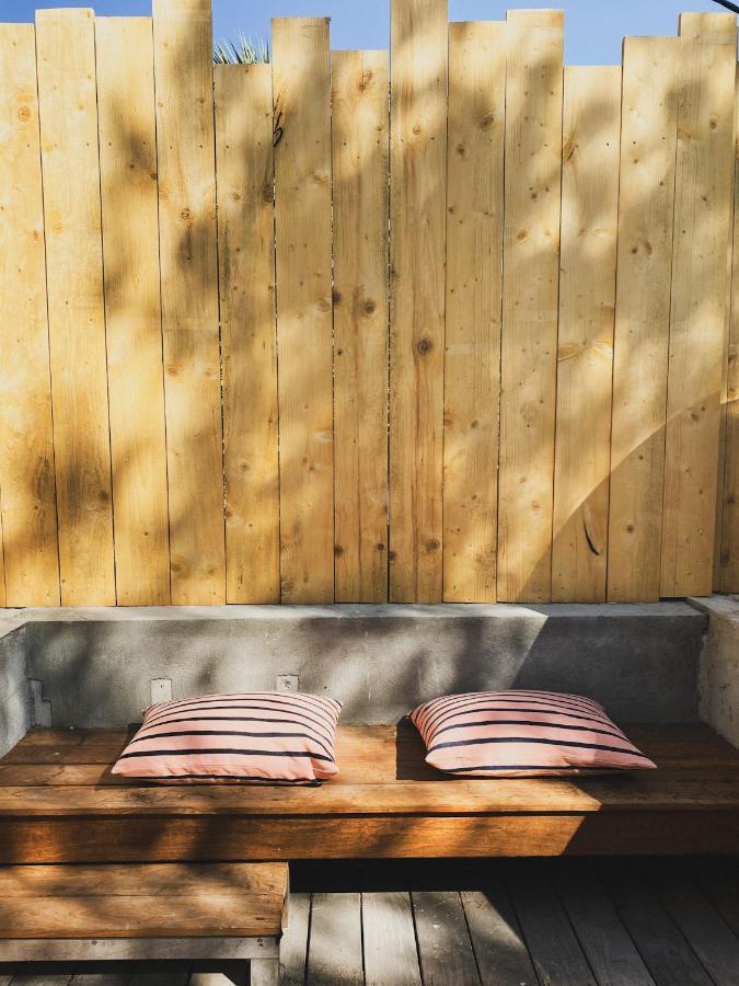 Cabanon Moderne, Les Pieds Dans L'eau, 2 Holiday home Le Pradet