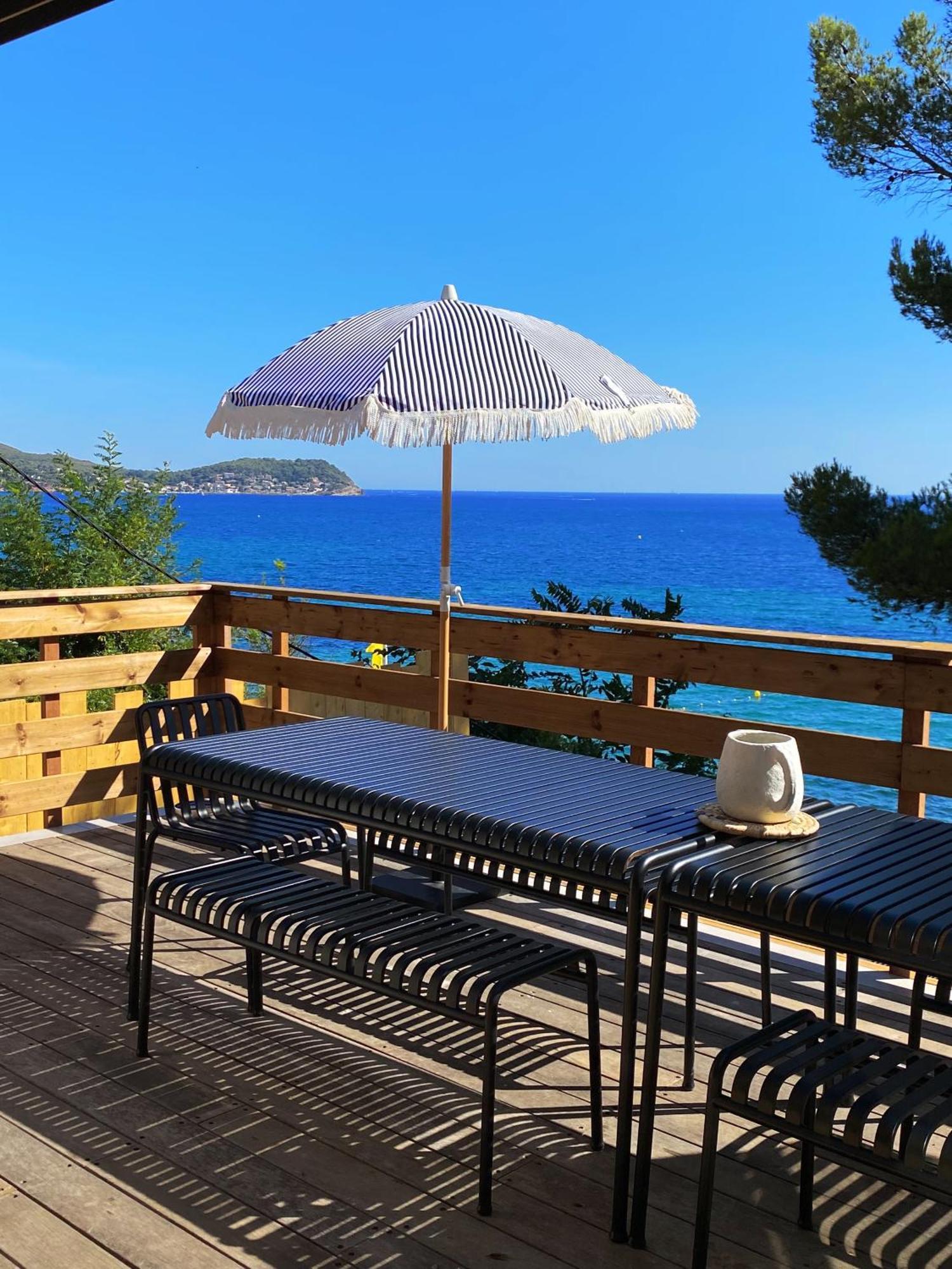 Holiday home Cabanon Moderne, Les Pieds Dans L'eau, 2 Le Pradet